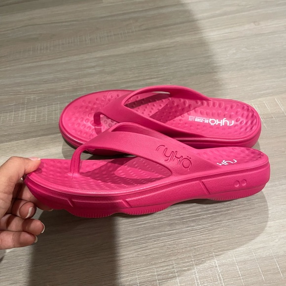 RYKA Rest EZ Sport Recovery Thong Sandals - Picture 4 of 4